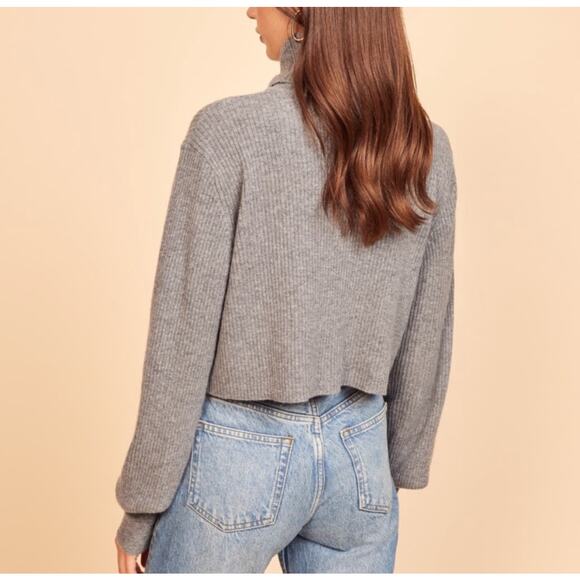 B45 Reformation Luisa Cashmere Turtleneck Sweater Cropped M  Minimalist Chic - Picture 2 of 8